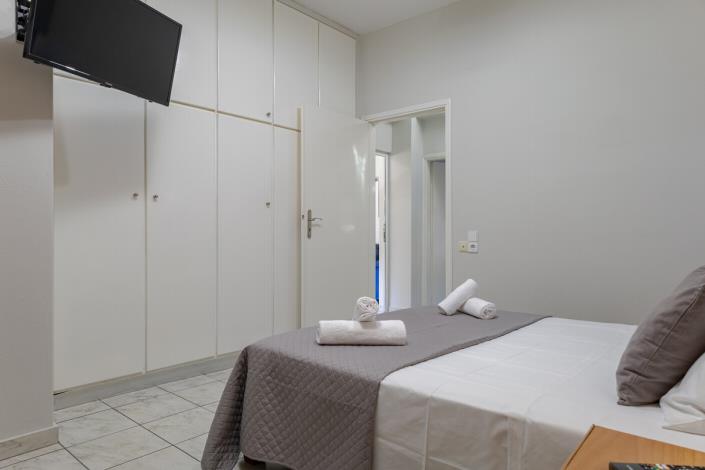 Image No.20-2 Bed House for sale