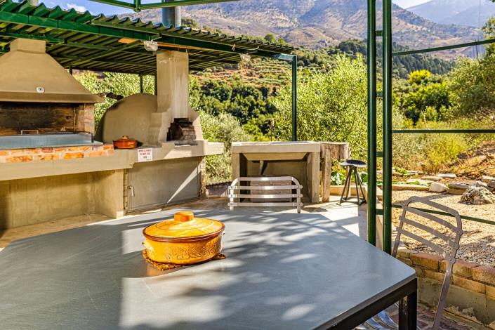 Image No.35-2 Bed House for sale