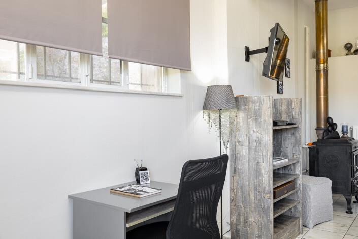 Image No.40-2 Bed House for sale