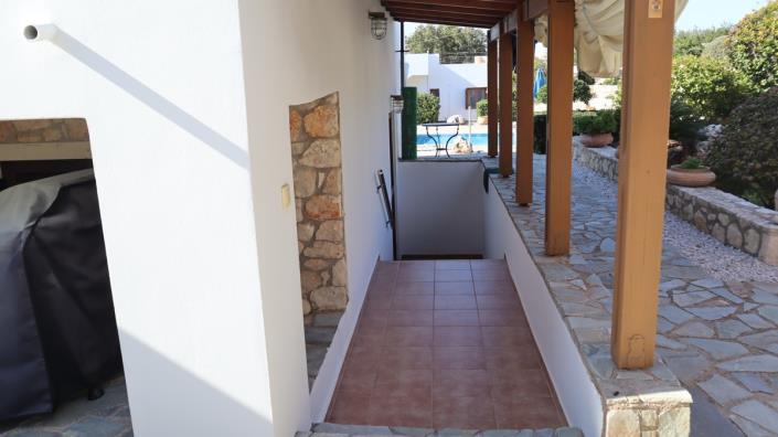 Image No.24-4 Bed Villa for sale