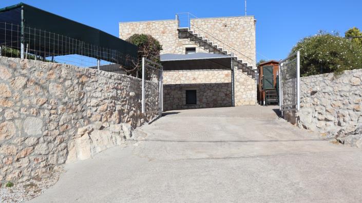 Image No.52-4 Bed Villa for sale