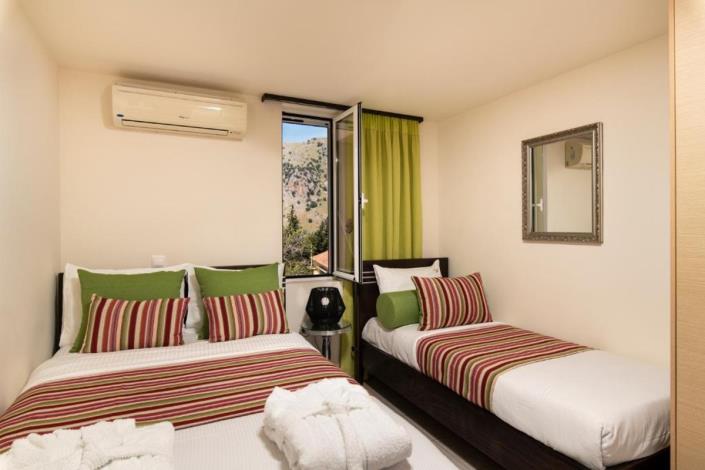 Image No.20-2 Bed House/Villa for sale