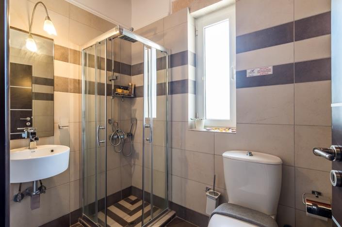 Image No.39-3 Bed Villa / Detached for sale