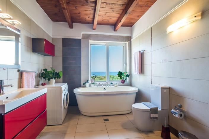 Image No.40-3 Bed Villa / Detached for sale