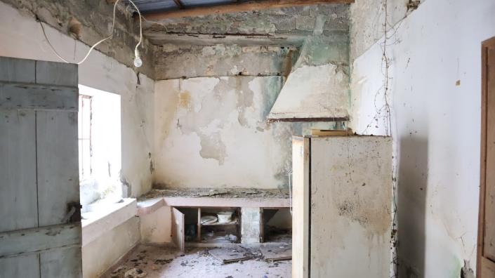 Image No.17-3 Bed Village House for sale