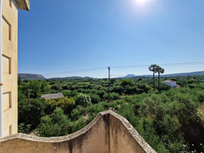 Image No.16-3 Bed House for sale