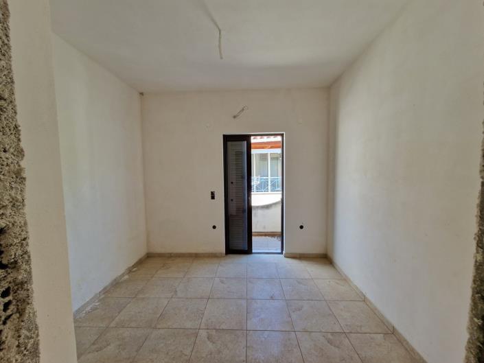 Image No.30-3 Bed House for sale