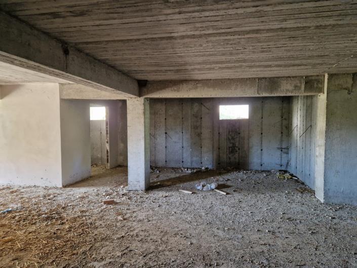 Image No.43-3 Bed House for sale