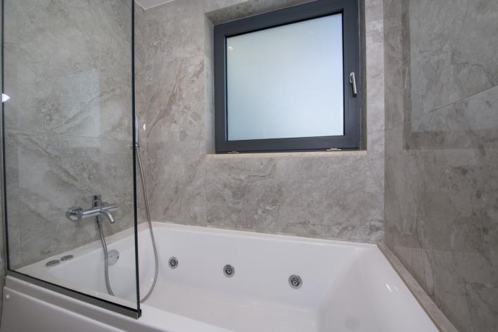 Image No.34-4 Bed House/Villa for sale