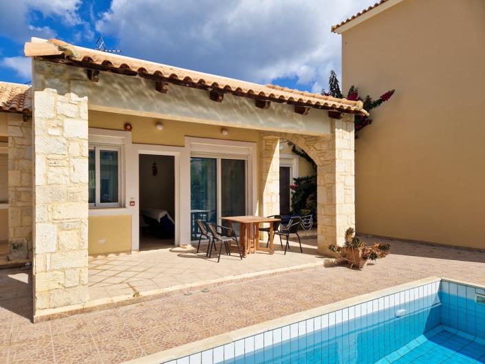 Image No.2-2 Bed Bungalow for sale