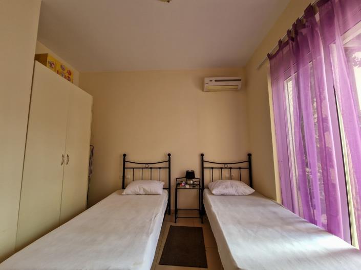 Image No.21-2 Bed Bungalow for sale