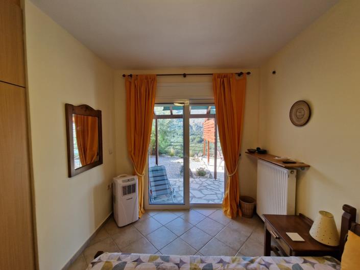 Image No.25-3 Bed House for sale