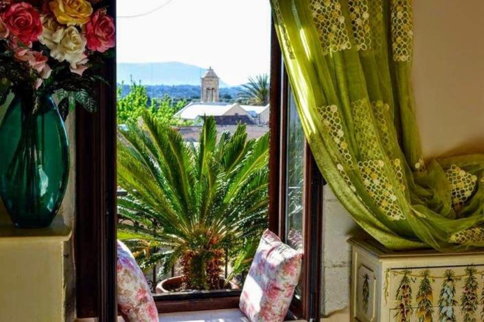 Image No.23-4 Bed Village House for sale