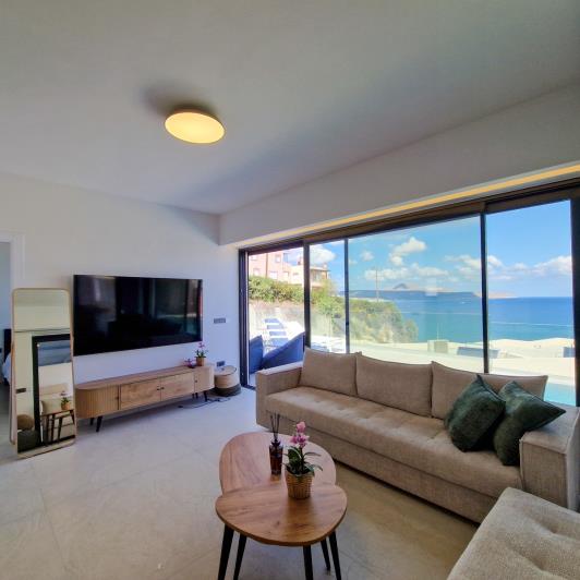 Image No.1-3 Bed Villa for sale