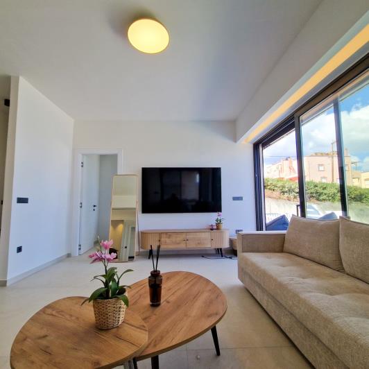 Image No.9-3 Bed Villa for sale