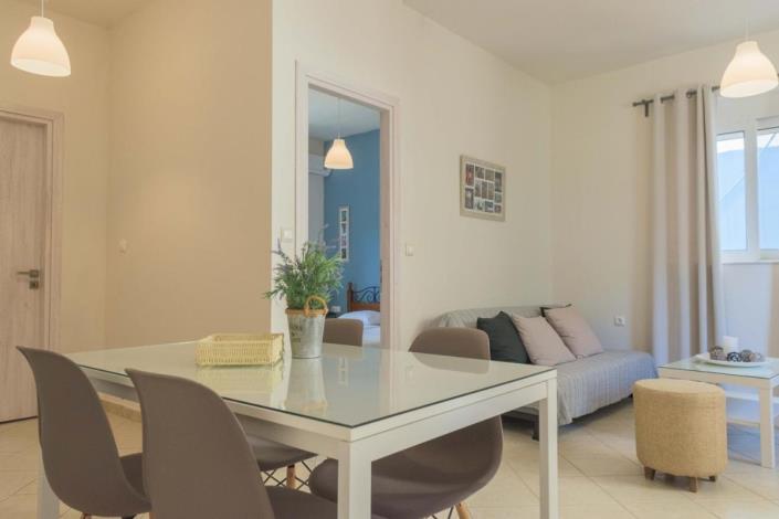 Image No.15-6 Bed Hotel for sale