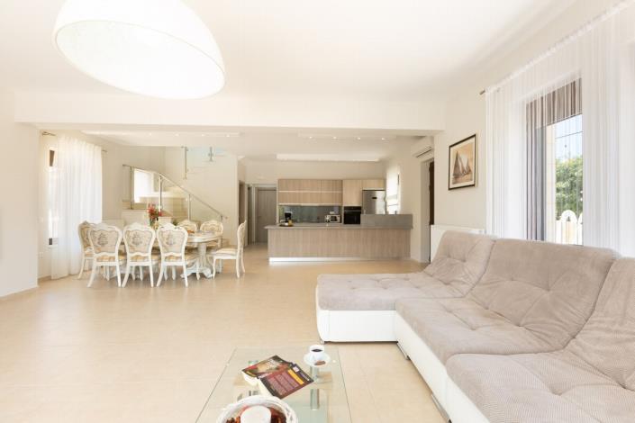 Image No.10-5 Bed Villa / Detached for sale