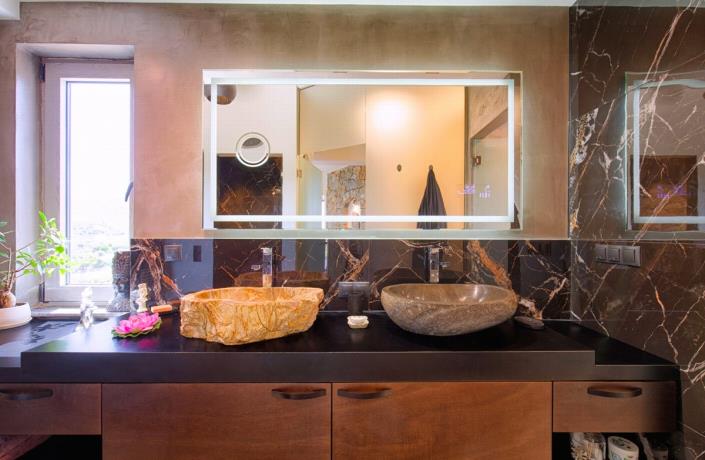 Image No.37-5 Bed Villa / Detached for sale