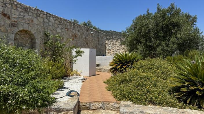 Image No.18-6 Bed Villa / Detached for sale