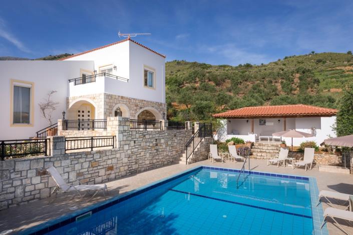 Image No.1-5 Bed Villa / Detached for sale
