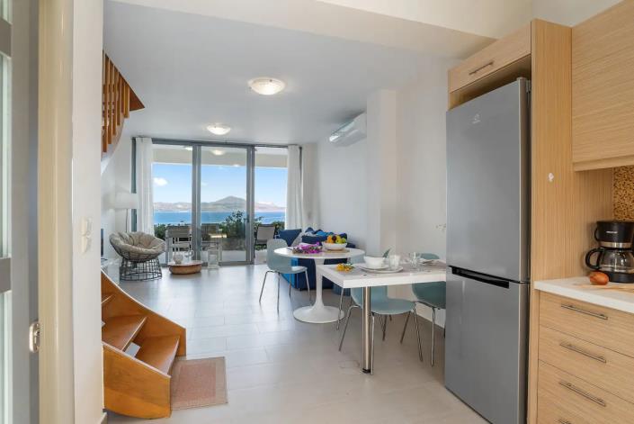 Image No.6-2 Bed Maisonette for sale