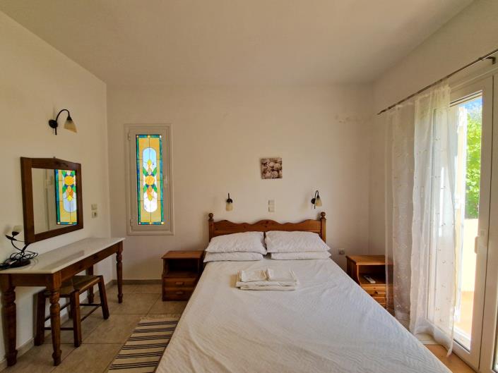 Image No.19-2 Bed House for sale