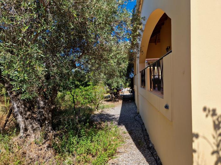 Image No.38-2 Bed House for sale