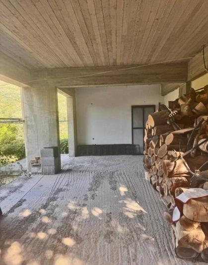 Image No.30-3 Bed House for sale