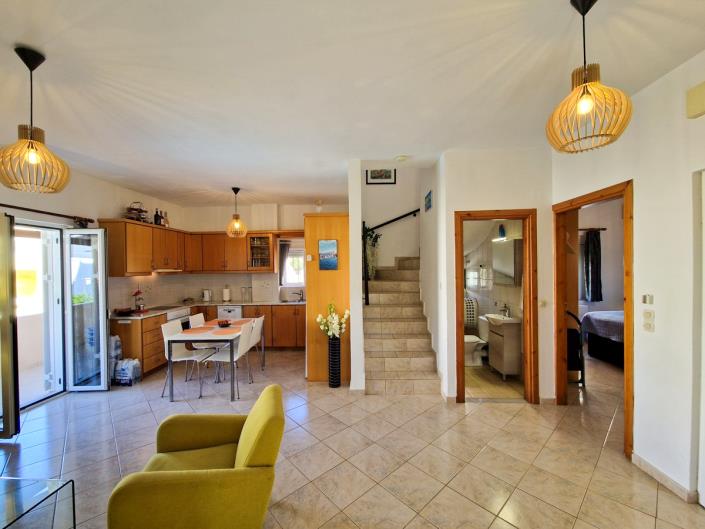 Image No.11-3 Bed Maisonette for sale