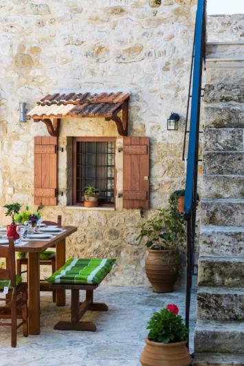 Image No.8-3 Bed House for sale