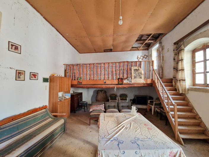 Image No.4-1 Bed Village House for sale