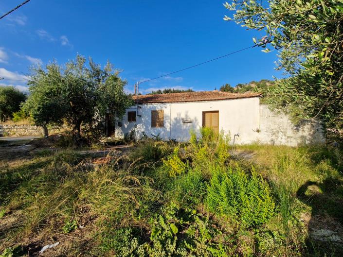 Image No.2-1 Bed Village House for sale