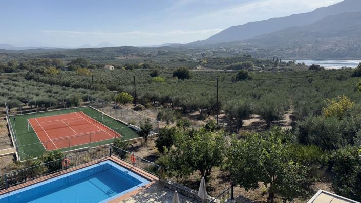 Image No.3-5 Bed Villa / Detached for sale