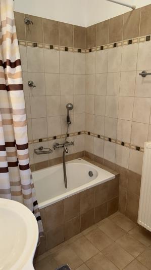 Image No.31-5 Bed Villa / Detached for sale