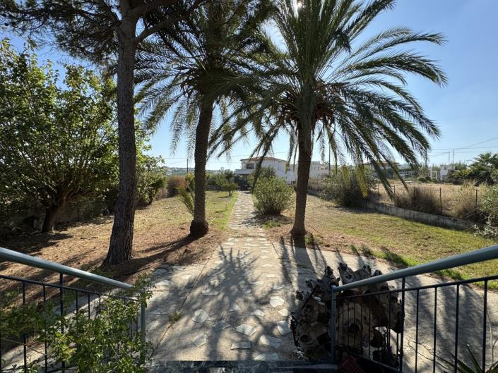 Image No.2-5 Bed House for sale