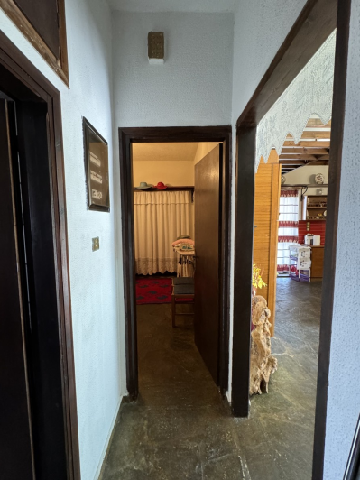 Image No.10-5 Bed House for sale