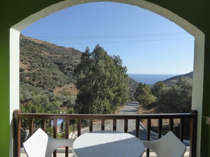 Image No.15-12 Bed Hotel for sale