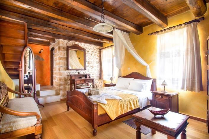 Image No.29-5 Bed Village House for sale