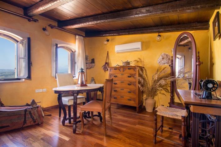 Image No.56-5 Bed Village House for sale