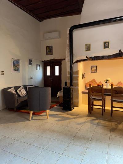 Image No.4-2 Bed Village House for sale