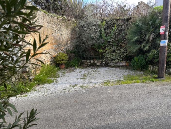 Image No.29-2 Bed Village House for sale