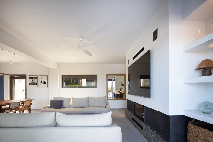 Image No.4-12 Bed Villa for sale