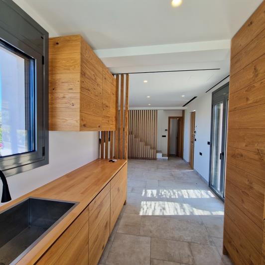 Image No.10-4 Bed House/Villa for sale