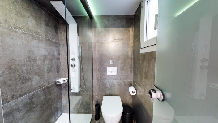 Image No.28-4 Bed House/Villa for sale