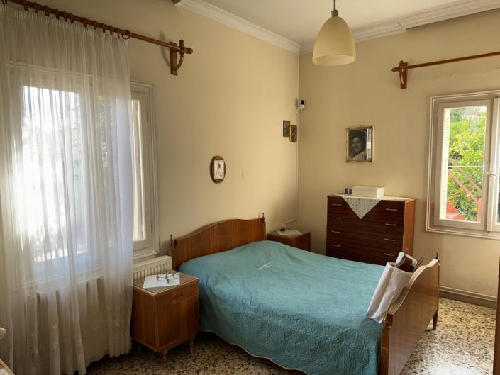 Image No.11-2 Bed House for sale