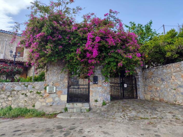 Image No.40-3 Bed Village House for sale