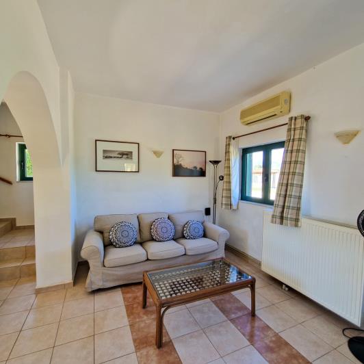Image No.8-2 Bed House/Villa for sale