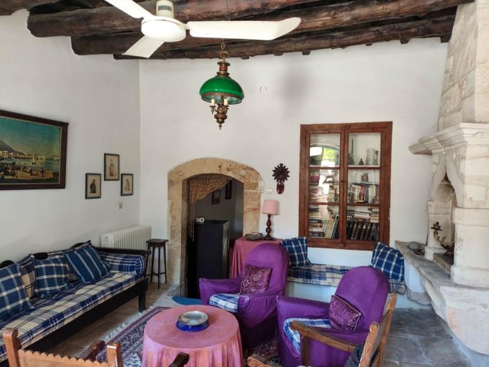 Image No.10-3 Bed Village House for sale