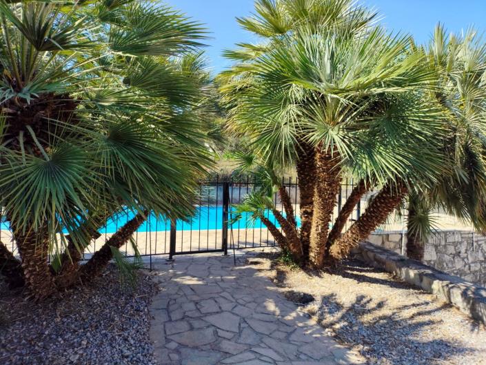 Image No.10-2 Bed Bungalow for sale