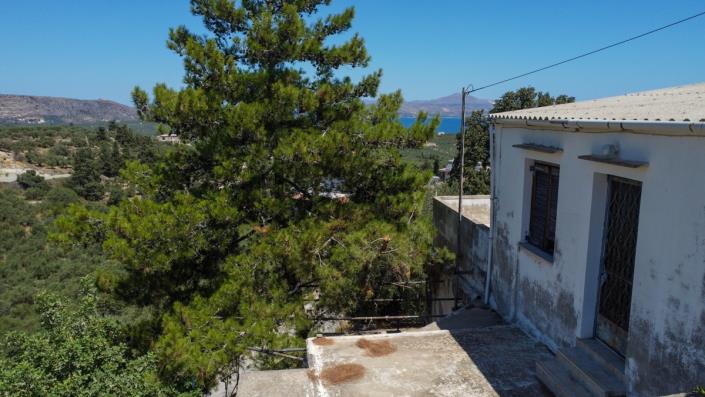 Image No.2-2 Bed Village House for sale